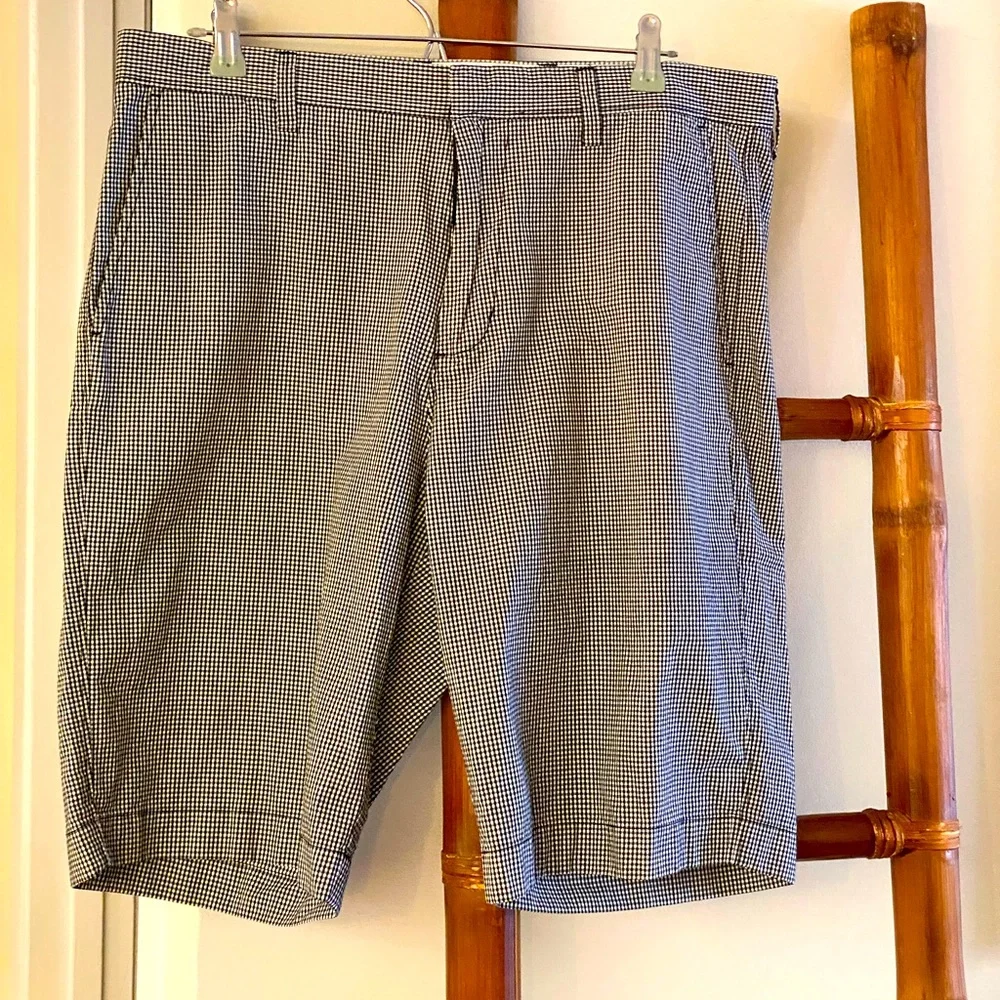 J. CREW COTTON SIZE 34 SHORTS